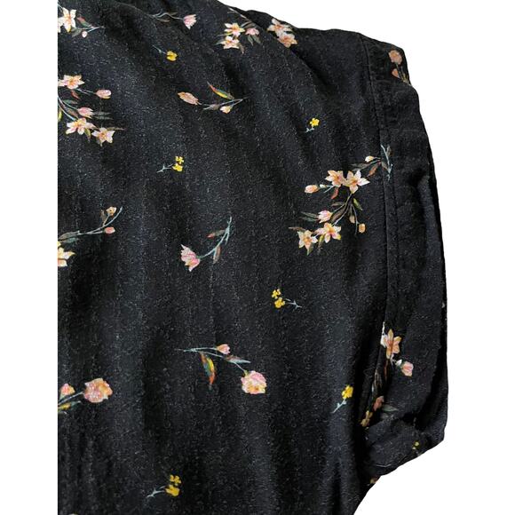 BUFFALO DAVID BITTON CAP SLEEVE BLOUSE, WOMEN, 3X, BLACK W/PINK & YELLOW FLOWERS - Picture 7 of 12